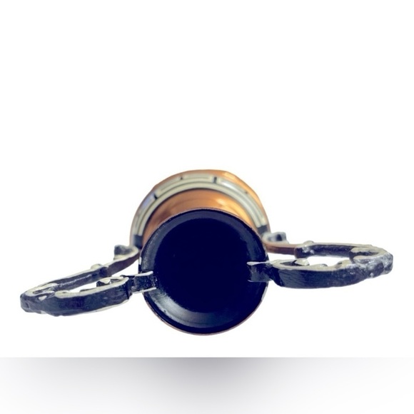 Vintage Hand Painted
Copper/Brass 6" Bud Vase
Made in Greece - Picture 6 of 12